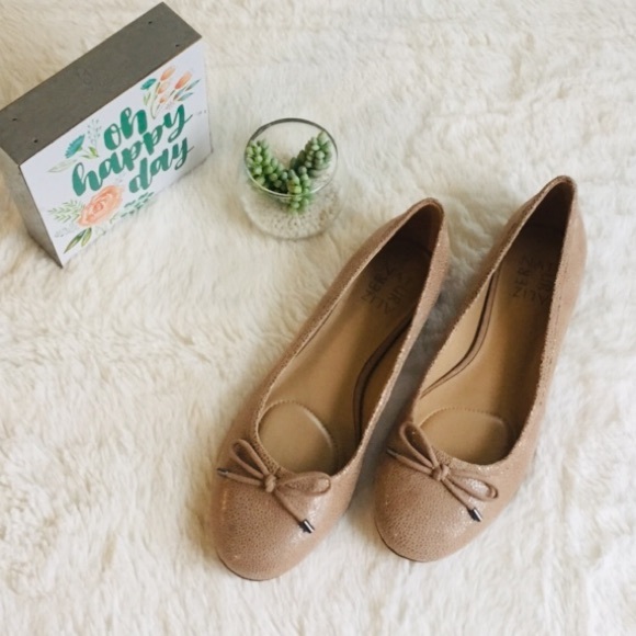 naturalizer grace ballet flats